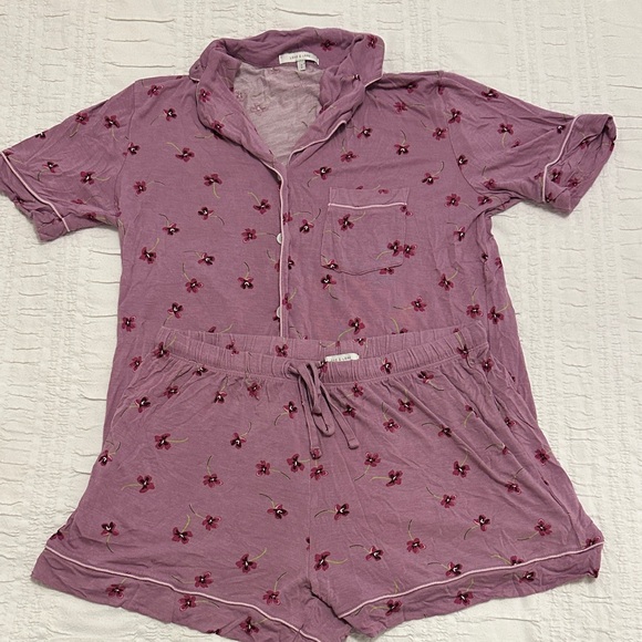 Love & Lore Other - Love & Lore Pink Floral Short Pajama Set - Soft Lounge Shorts & Top